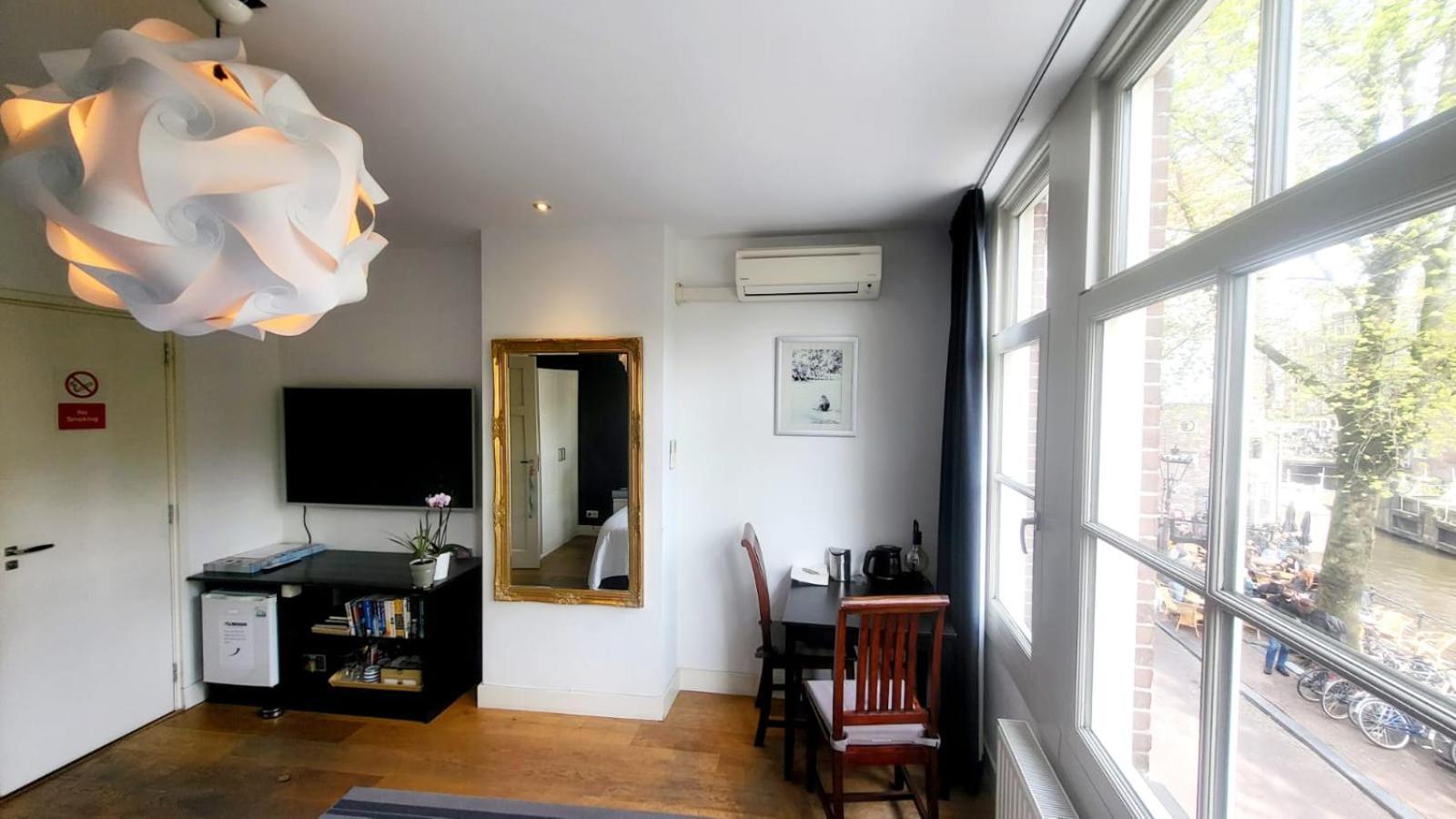 Velvetamsterdam Apartment Bagian luar foto